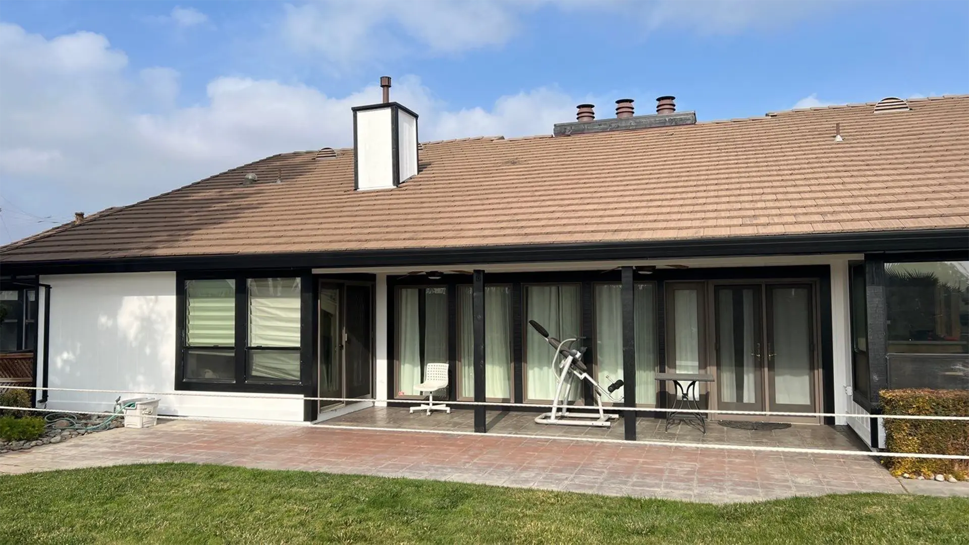 Flat-tile-concrete-roof-in-lodi-ca